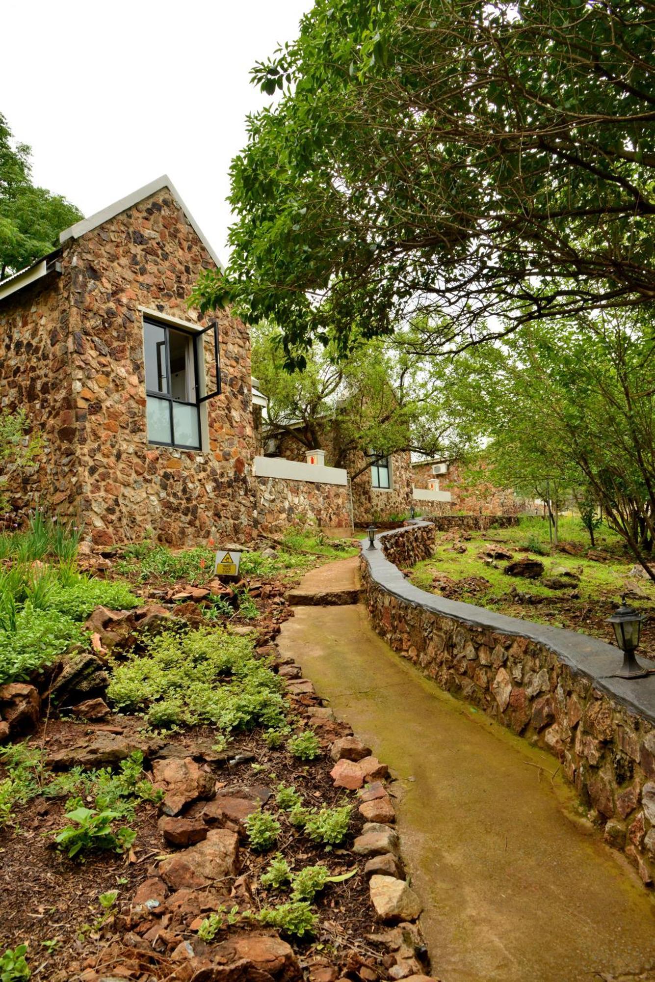 Thanda Manzi Country Hotel Centurion Ngoại thất bức ảnh